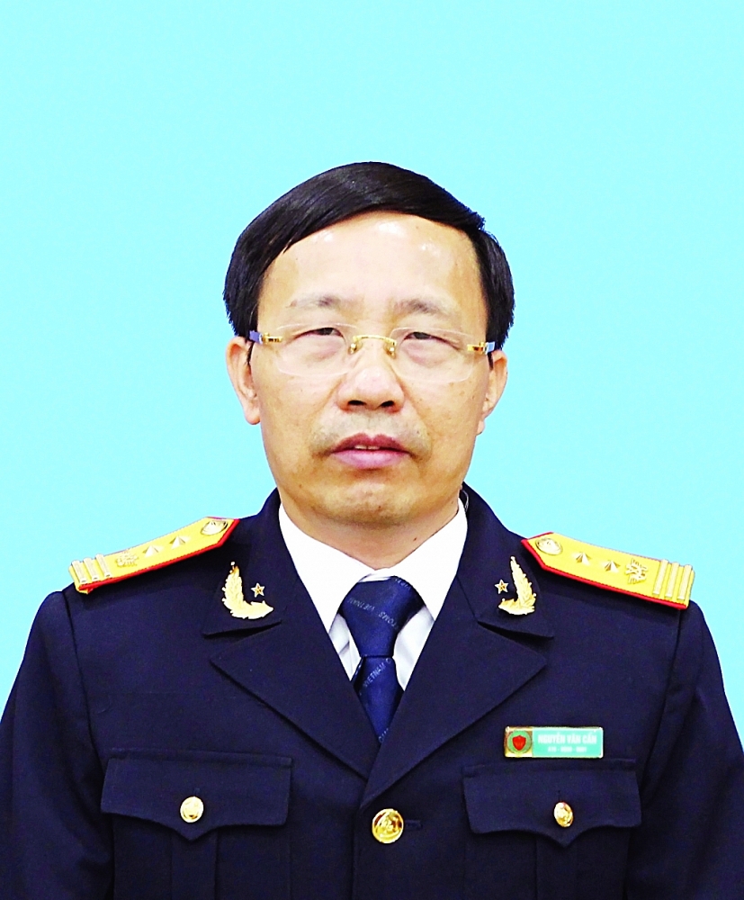 Tổng cục trưởng Tổng cục Hải quan Nguyễn Văn Cẩn