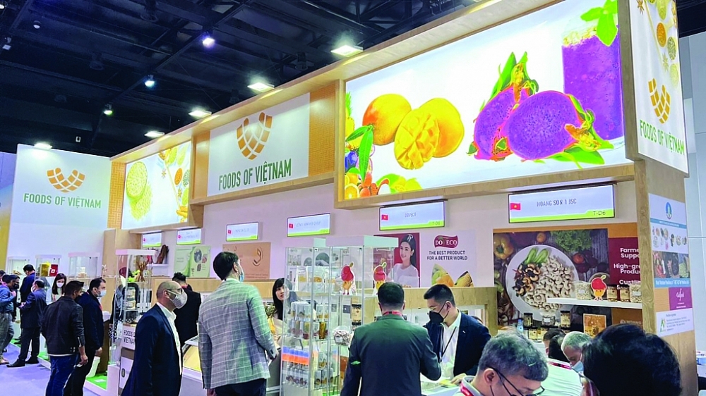 Khu gian hàng Việt Nam trong lĩnh vực nông sản, thực phẩm chế biến tại Hội chợ  Gulfood Dubai 2022 (UAE).  Ảnh: ST