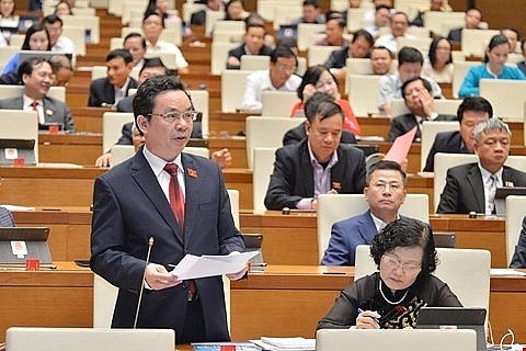 Đại biểu Hoàng Văn Cường (Hà Nội) phát biểu ý kiến tại phiên thảo luận.