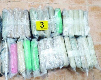 Bài 6: Sự trùng lặp kỳ lạ của hai lô hàng nhập khẩu về Việt Nam chứa 238 kg cocaine