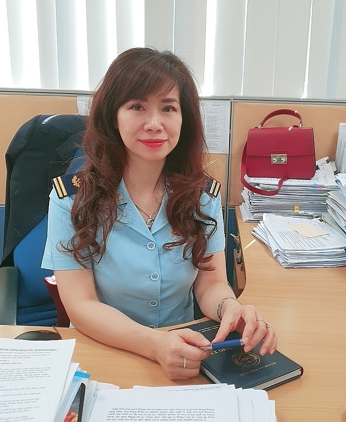 bà Lê Nguyễn Việt Hà - Phó Trưởng phòng Giám quản 1 (Cục Giám sát quản lý về hải quan).