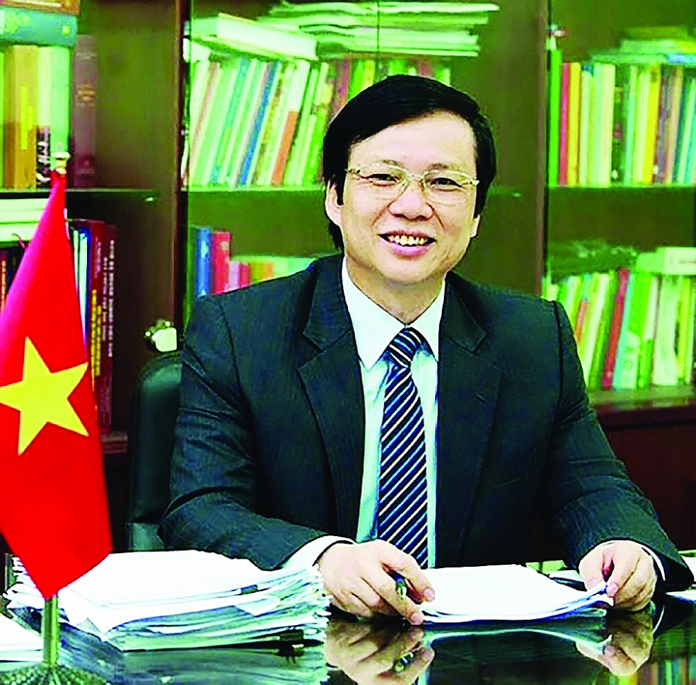 Nhà báo Hồ Quang Lợi 