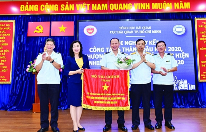 Hải quan TP Hồ Chí Minh: Chú trọng xây dựng lực lượng đáp ứng yêu cầu hiện đại hoá