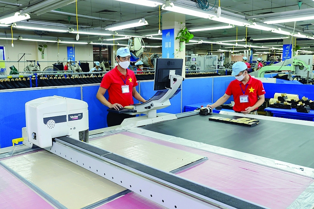 Dệt may là một trong những ngành hàng tận dụng tương đối tốt cơ hội từ các FTA. 	Ảnh: Nguyễn Thanh