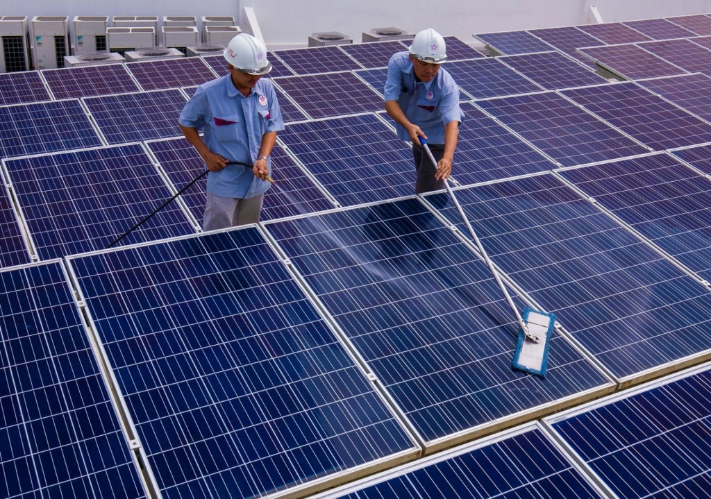 Cần có cơ chế khuyến khích phát triển các dự án điện mặt trời tại Việt Nam nhằm thúc đẩy sự phát triển của năng lượng tái tạo.	Ảnh: ST