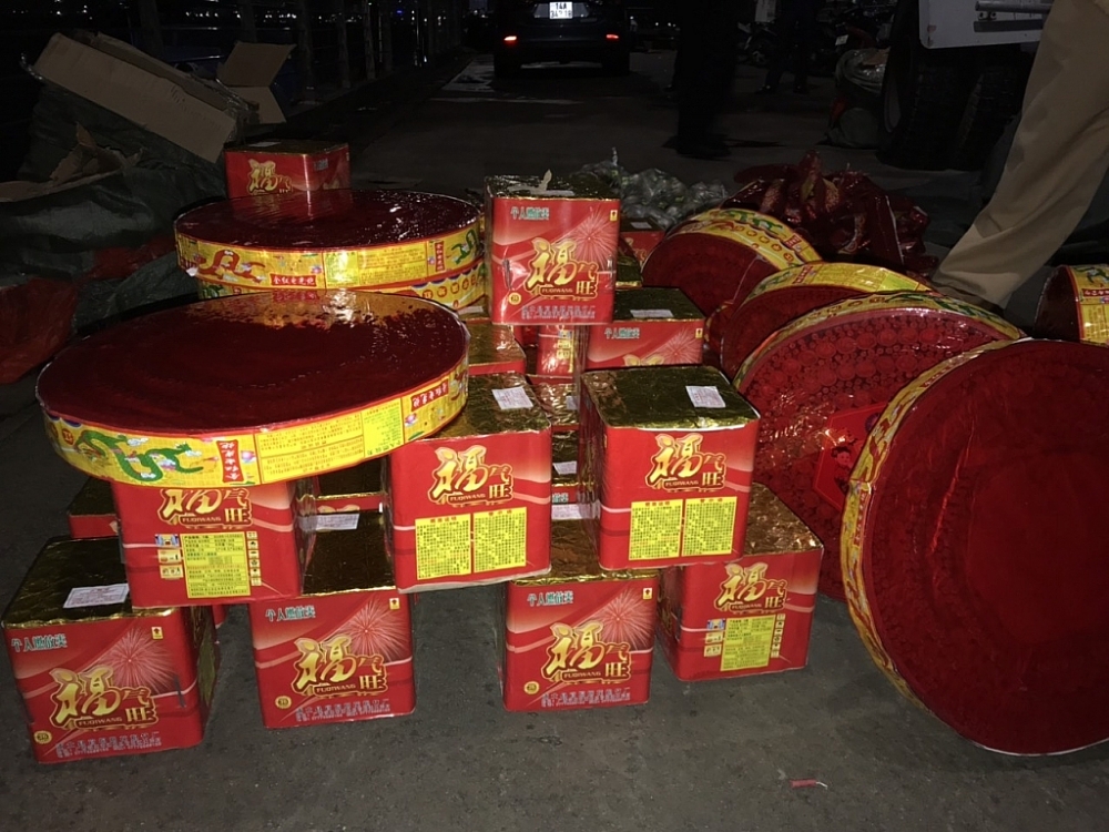 Bắt giữ nhóm đối tượng vận chuyển pháo nổ qua biên giới Cao Bằng