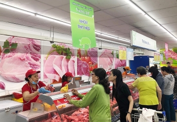 Tiêu thụ thịt heo tại siêu thị Co.opmart tăng 20%