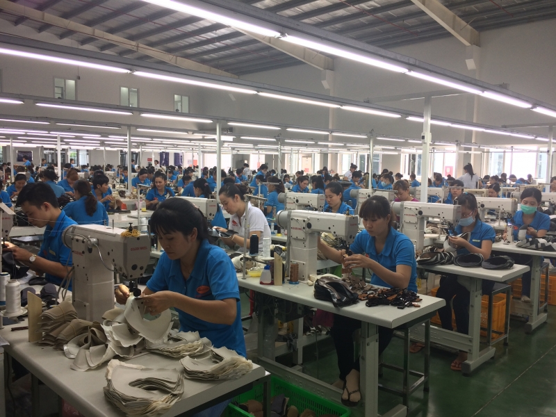 Việt Nam xuất khẩu khoảng 1 tỷ đôi giày mỗi năm