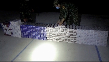 Long An: Bắt giữ gần 3.800 bao thuốc lá nhập lậu tại biên giới thị xã Kiến Tường