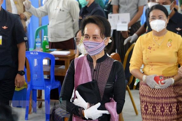 Myanmar: Quan doi tuyen bo tinh trang khan cap trong 1 nam hinh anh 1