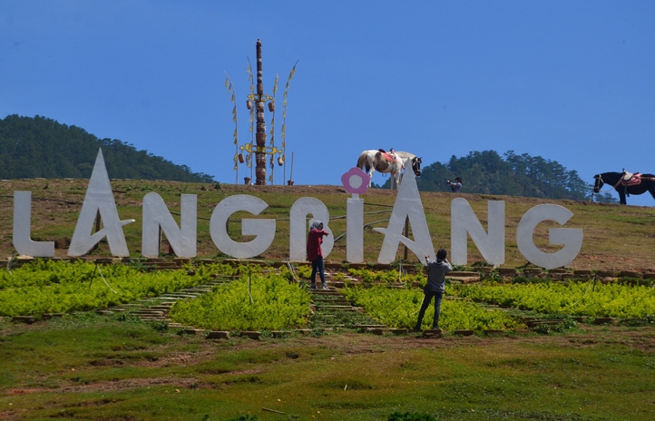 Langbiang - "Nóc nhà" của Đà Lạt