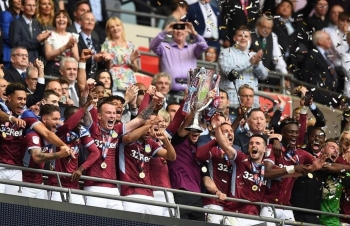 Aston Villa trở lại Premier League sau trận cầu đắt giá nhất hành tinh