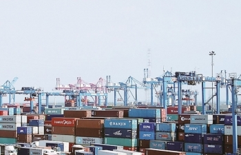 Ba nhóm hàng xuất khẩu qua cảng TPHCM tăng ấn tượng