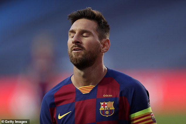 La Liga đứng về phía Barcelona trong "cuộc chiến" với Messi.