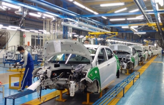 Thuế nhập khẩu giảm theo cam kết:  Lo cho sản xuất ô tô trong nước