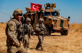 Mở đường cho Thổ Nhĩ Kỳ vào miền Bắc Syria, Mỹ gieo mầm sống cho IS