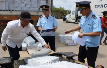 Hải quan Quảng Ninh:  Dồn sức thu ngân sách những tháng cuối năm
