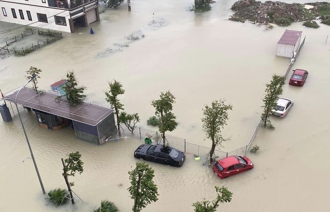 TP Hà Tĩnh chìm trong ngập lụt lịch sử chưa từng có