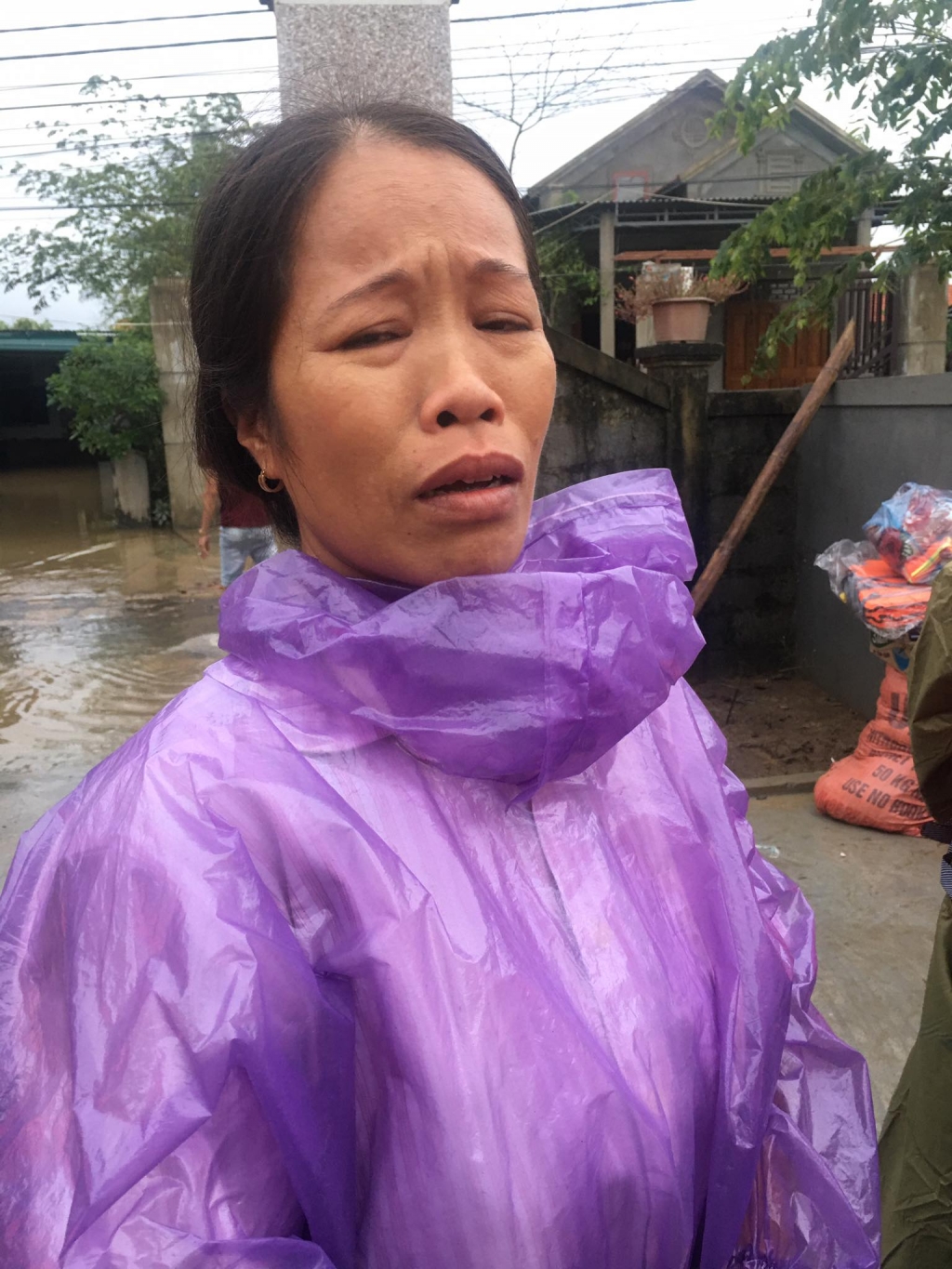 Nước mắt và nụ cười trên vùng rốn lũ Quảng Bình Nước mắt và nụ cười trên vùng rốn lũ Quảng Bình