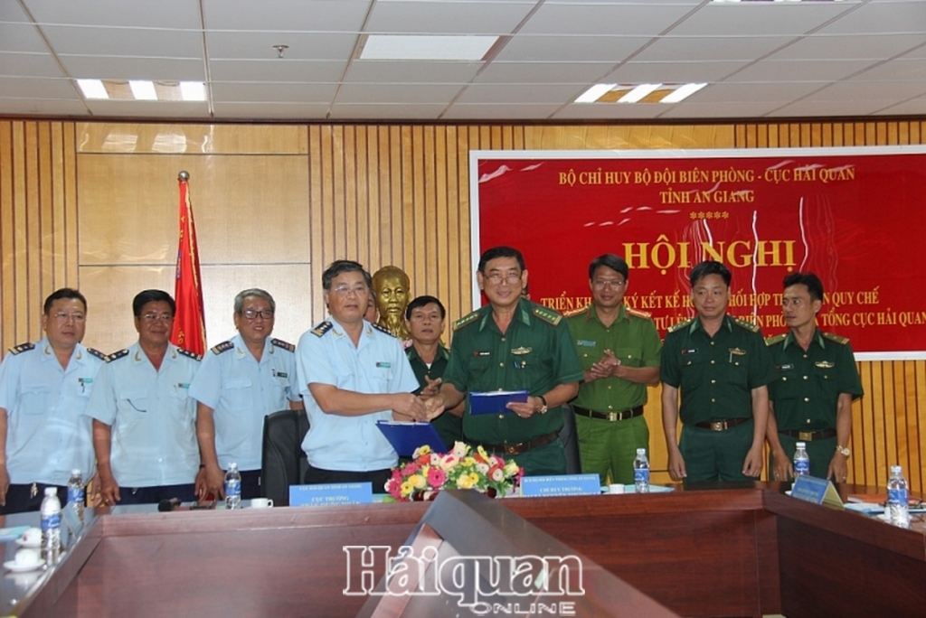 hai quan an giang tong luc chong buon lau cuoi nam 114634