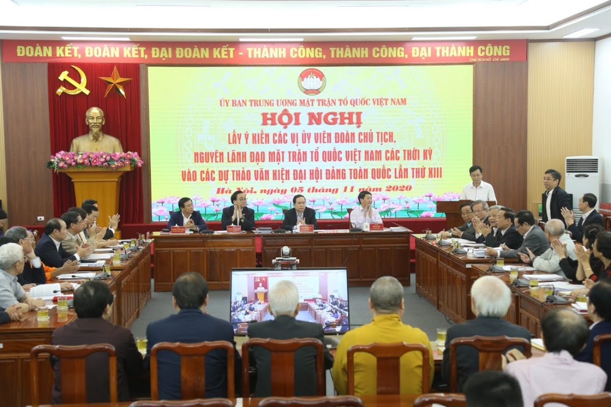Một Hội nghị g&oacute;p &yacute; kiến v&agrave;o dự thảo c&aacute;c văn kiện Đại hội XIII do Ủy ban Trung ương MTTQ Việt Nam tổ chức.