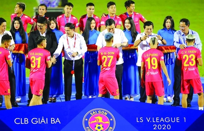 "Phập phồng" với CLB bóng đá Sài Gòn