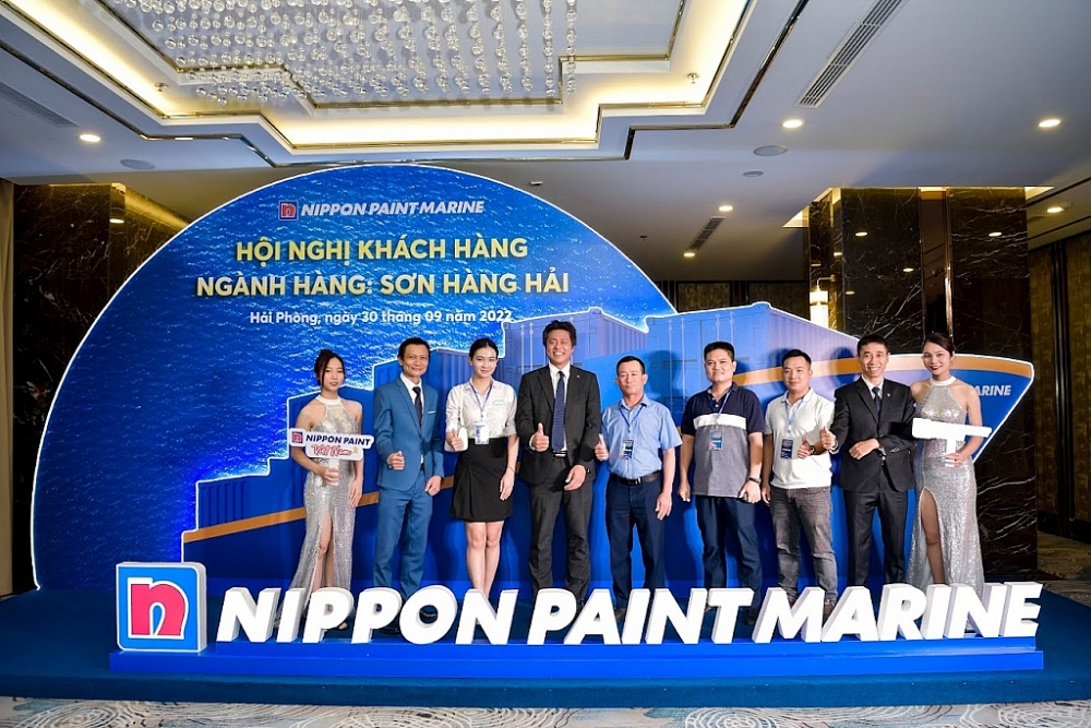 Hội nghị khách hàng ngành hàng sơn hàng hải được tổ chức tại Thành phố Hồ Chí Minh và Hải Phòng đánh dấu cột mốc Nippon Paint Việt Nam chính thức đưa các dòng sản phẩm sơn hàng hải chính hãng vào thị trường Việt Nam.
