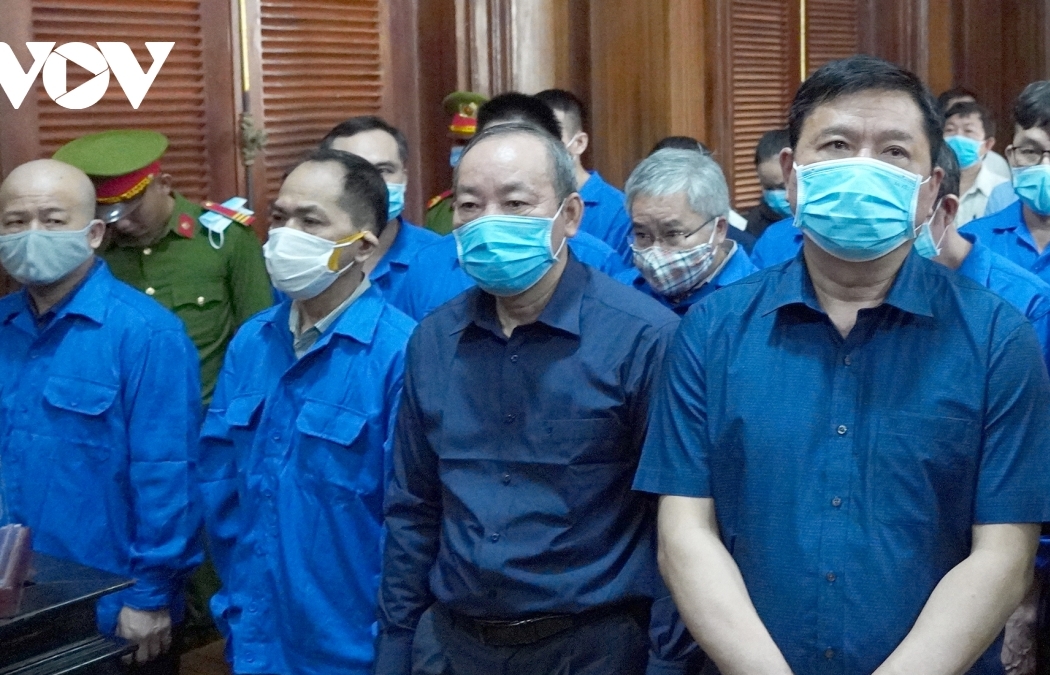 Ông Đinh La Thăng bị tuyên phạt 10 năm tù vụ cao tốc Trung Lương