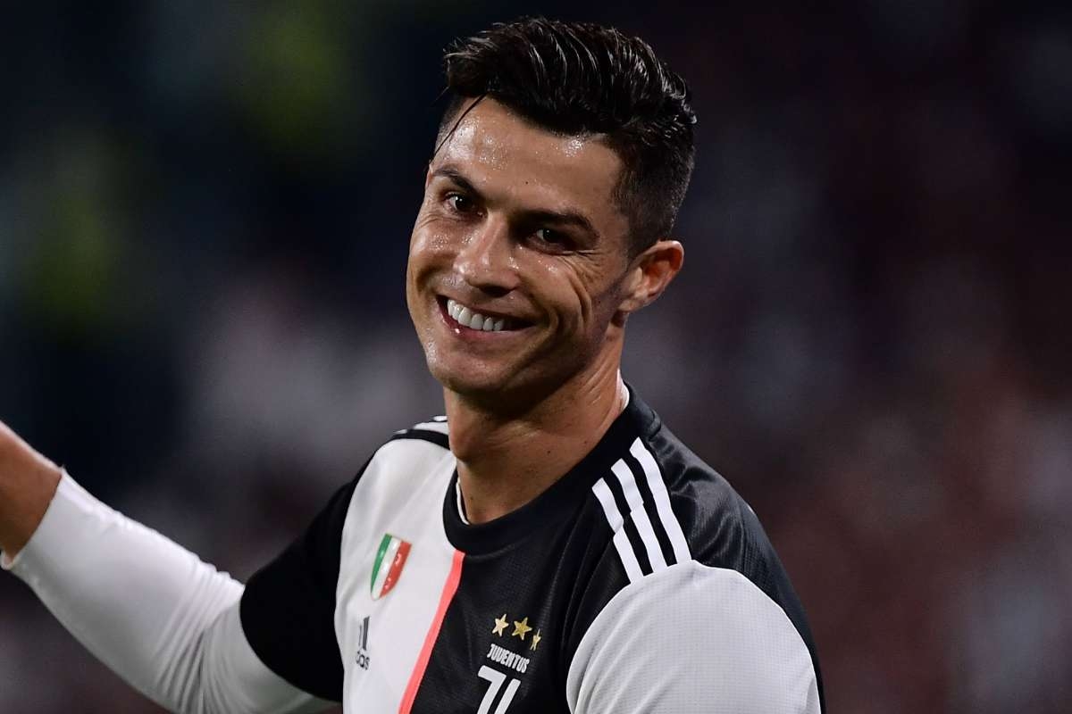 1. Cristiano Ronaldo (Juventus FC) 33 bàn/29 trận.