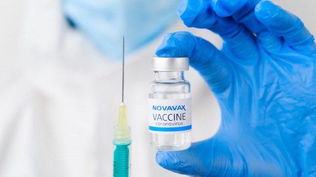 WHO cap phep su dung khan cap vaccine phong COVID-19 cua Novavax hinh anh 1