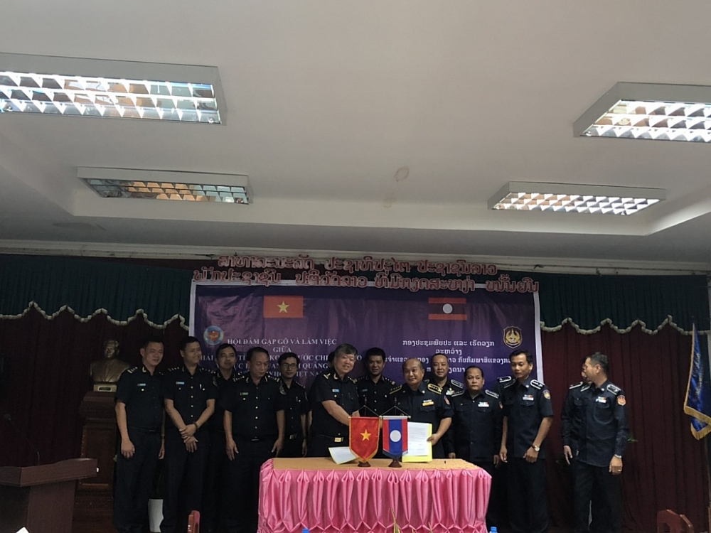 Tăng cường hợp tác, thúc đẩy giao thương qua cặp cửa khẩu quốc tế Nam Giang – Đăk Tà Óoc