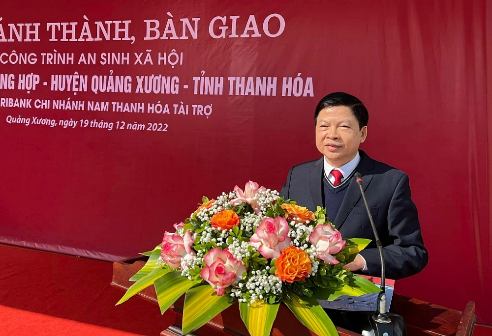 Đồng chí Trần Văn Thành - Bí thư Đảng ủy, Giám đốc Agribank Chi nhánh Nam Thanh Hóa phát biểu tại buổi lễ..