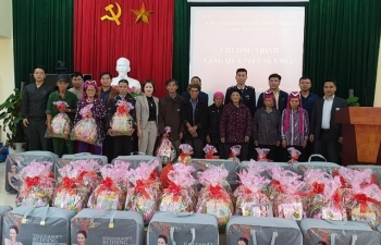 Thanh niên Hải quan Quảng Ninh với chương trình “Tết chia sẻ”