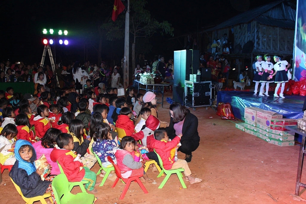 Thanh niên Hải quan Quảng Bình với chương trình “Xuân biên giới”