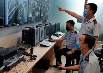 Cách ly hơn 800 hành khách Việt Nam nhập cảnh qua sân bay Vân Đồn