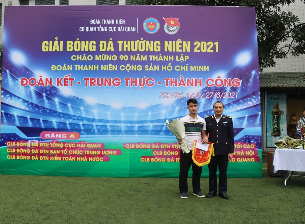 Thanh niên Tổng cục Hải quan tổ chức Giải bóng đá thường niên 2021