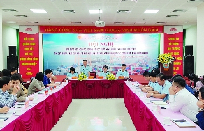 Hải quan Quảng Ninh: Doanh nghiệp “chấm điểm” để nâng cao chất lượng phục vụ