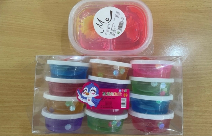 Thu giữ 4.200 hộp gel đồ chơi trẻ em Trung Quốc
