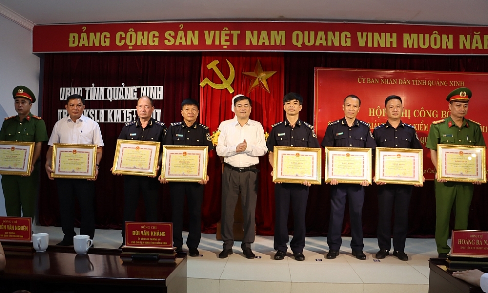 Hải quan Quảng Ninh bố trí, sắp xếp cán bộ, công chức biên chế tại Trạm Km15 sau giải thể