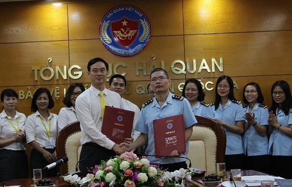 Tổng cục Hải quan ký thỏa thuận hợp tác với Bưu điện TP Hà Nội