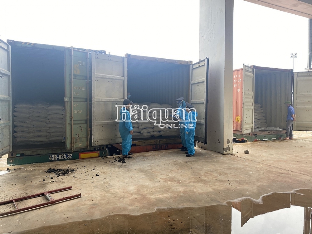 Xuất nhập khẩu hàng hóa qua cửa khẩu Lao Bảo diễn ra ổn định Xuất nhập khẩu hàng hóa qua cửa khẩu Lao Bảo diễn ra ổn định