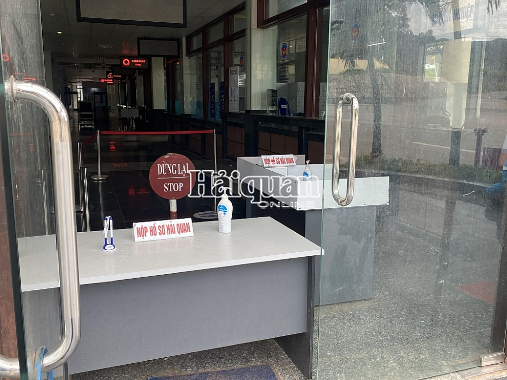 Xuất nhập khẩu hàng hóa qua cửa khẩu Lao Bảo diễn ra ổn định Xuất nhập khẩu hàng hóa qua cửa khẩu Lao Bảo diễn ra ổn định