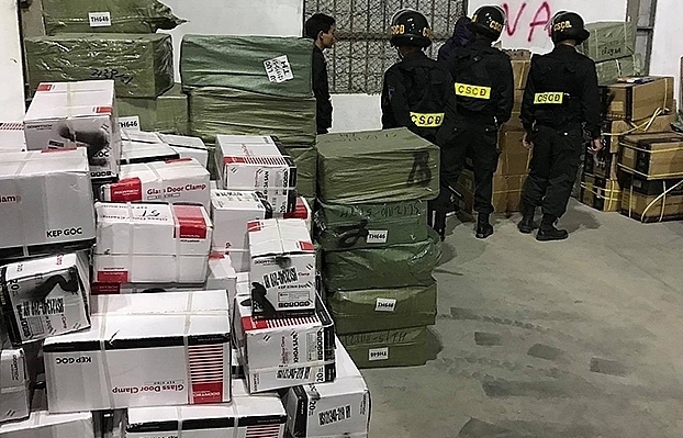 Điều tra vụ buôn lậu xảy ra tại Quảng Ninh: Tạm đình chỉ công tác 6 công chức Hải quan
