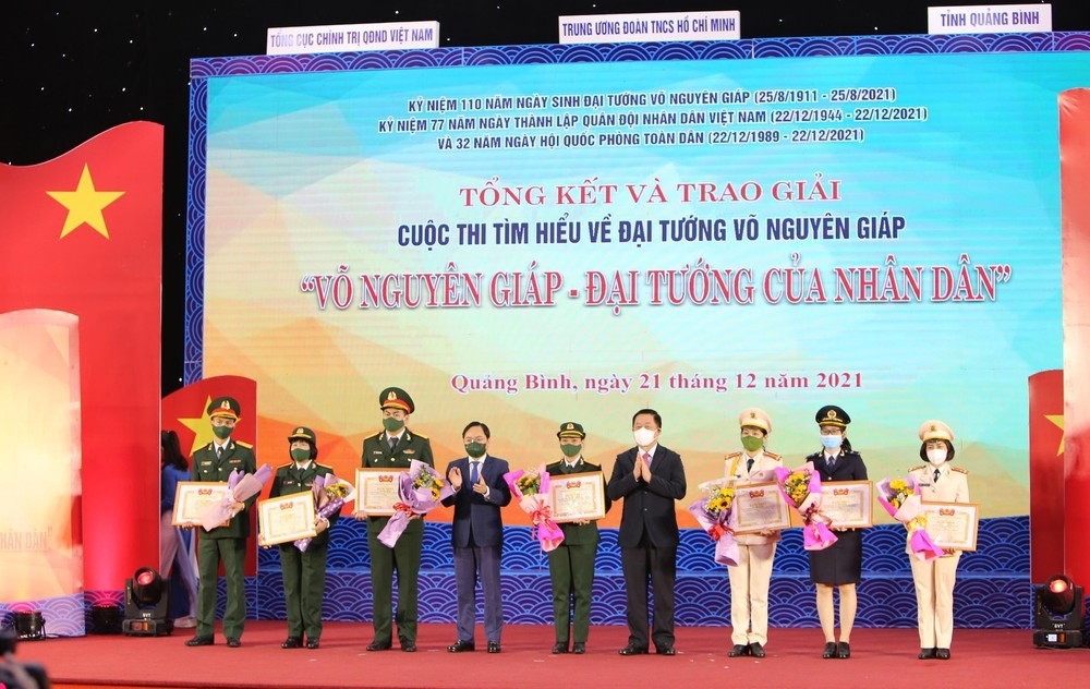 Hải quan Quảng Bình đạt giải A cuộc thi "Tìm hiểu về Đại tướng Võ Nguyên Giáp"