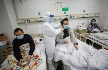 Bác sĩ Vũ Hán (Trung Quốc) cảnh báo về các ca Covid-19 “khỏi bệnh giả”