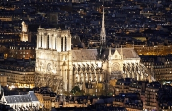 Nhà thờ Đức Bà Paris từng không ít lần “sống lại” từ đống đổ nát