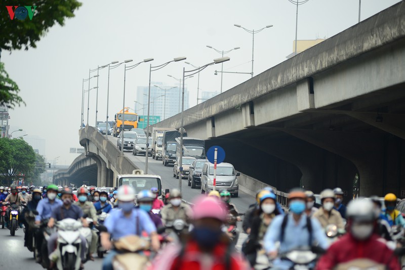 anh duong pho ha noi dong nghit du thanh pho van o nhom nguy co cao