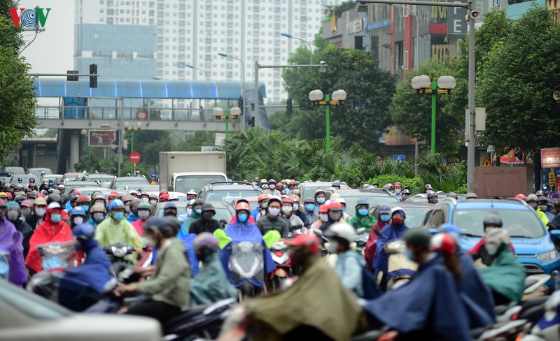 anh duong pho ha noi dong nghit du thanh pho van o nhom nguy co cao