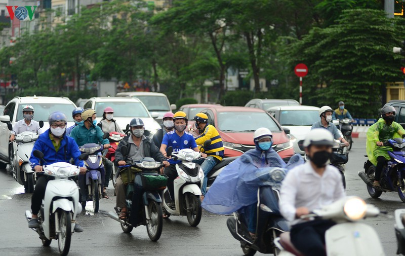 anh duong pho ha noi dong nghit du thanh pho van o nhom nguy co cao