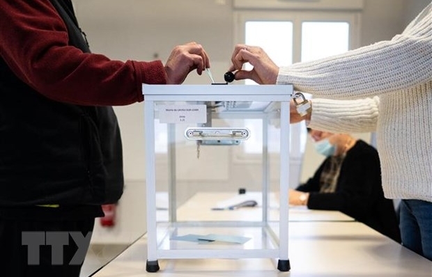 Bầu cử Tổng thống Pháp 2022: Hơn 26% cử tri đã đi bỏ phiếu